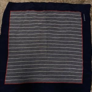 Large Givenchy scarf‎